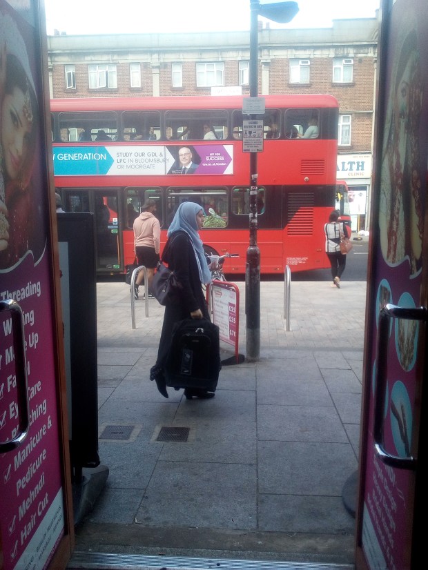 7. Out of the beauty parlour, into the Broadway.jpg